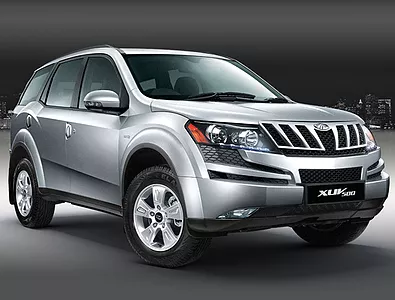 MAHINDRA-XUV-7-SEATER-1-1